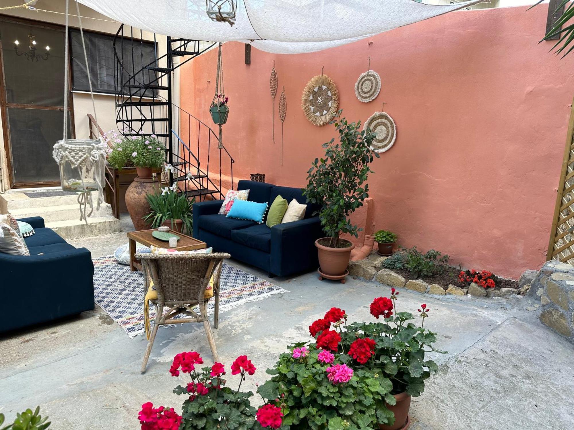 Margaret'S House Villa Corinth Exterior photo
